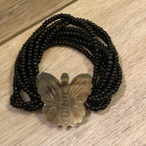 handmade Jewelry - - Gorgeous butterfly mother of Pearl bracelet